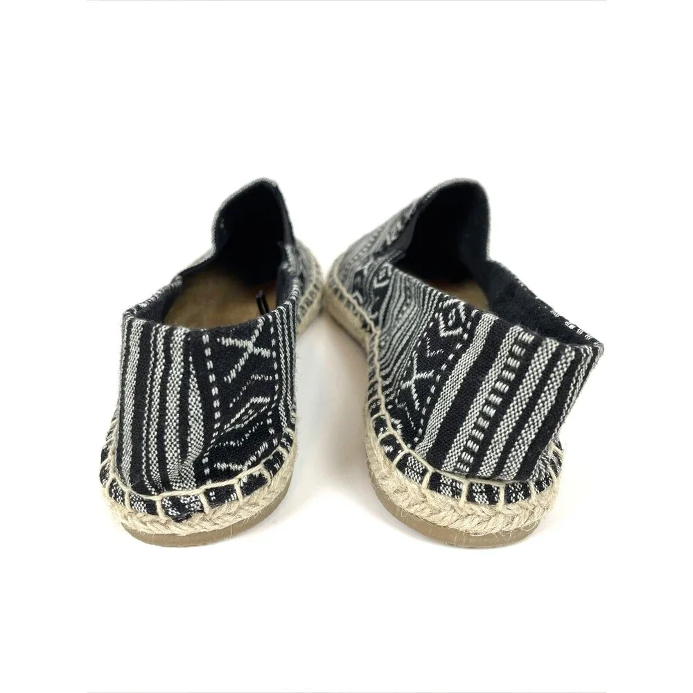 Minnetonka Pam Espadrille Slip On Flats Black White Native Print NWOB Women's 7M